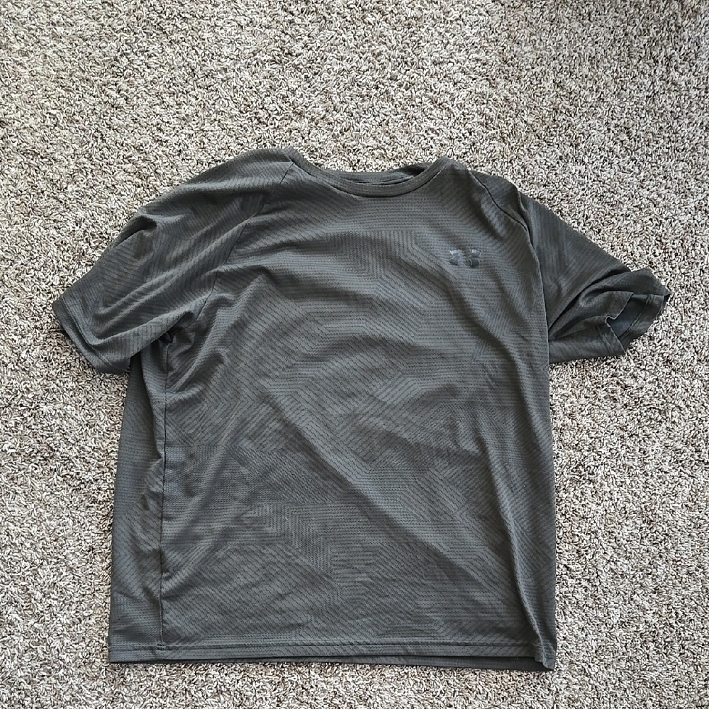 Under Armour HeatGear XL Loose Shirt